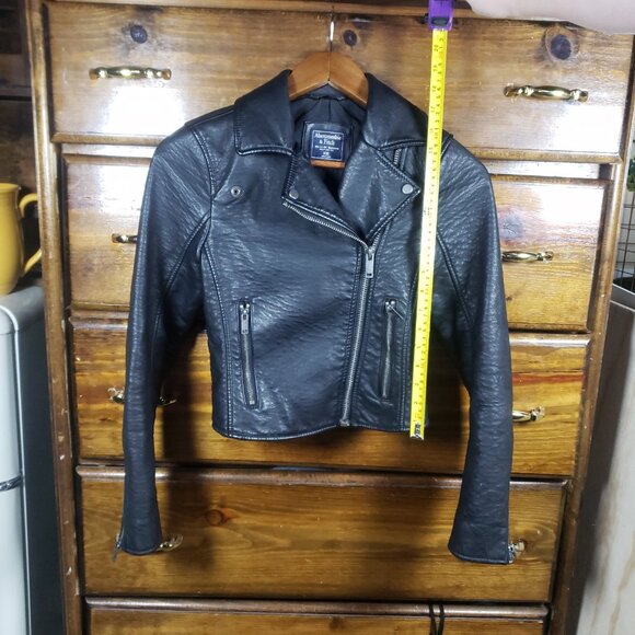 Abercrombie Black Faux Leather Cropped Moto Jacket XXS Petite Minimalist Y2K Wmn - Picture 8 of 8